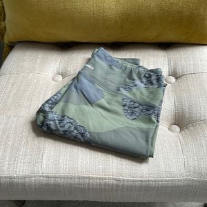 LAST CHANCE Aerie camo leggings ⚡️